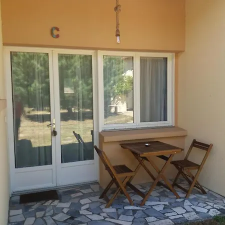 Hotel Acacias 2*